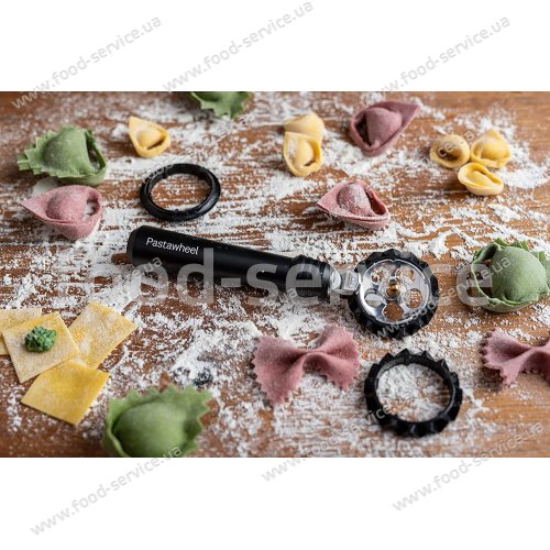 Ніж фігурний для тіста Marcato Pastawheel Black